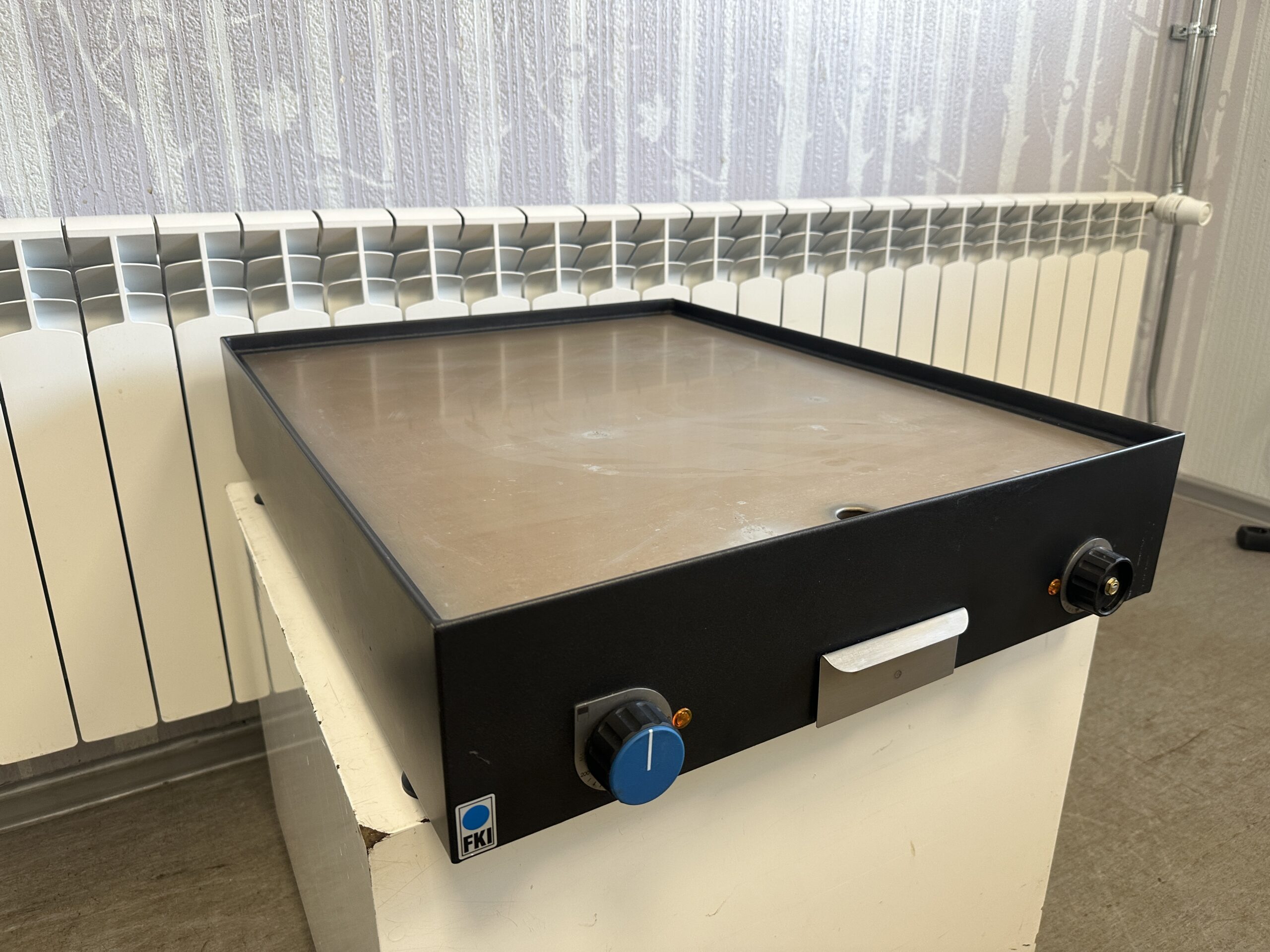Plaatgrill/vorstigrill FKI GL5568 2kW - Image 2