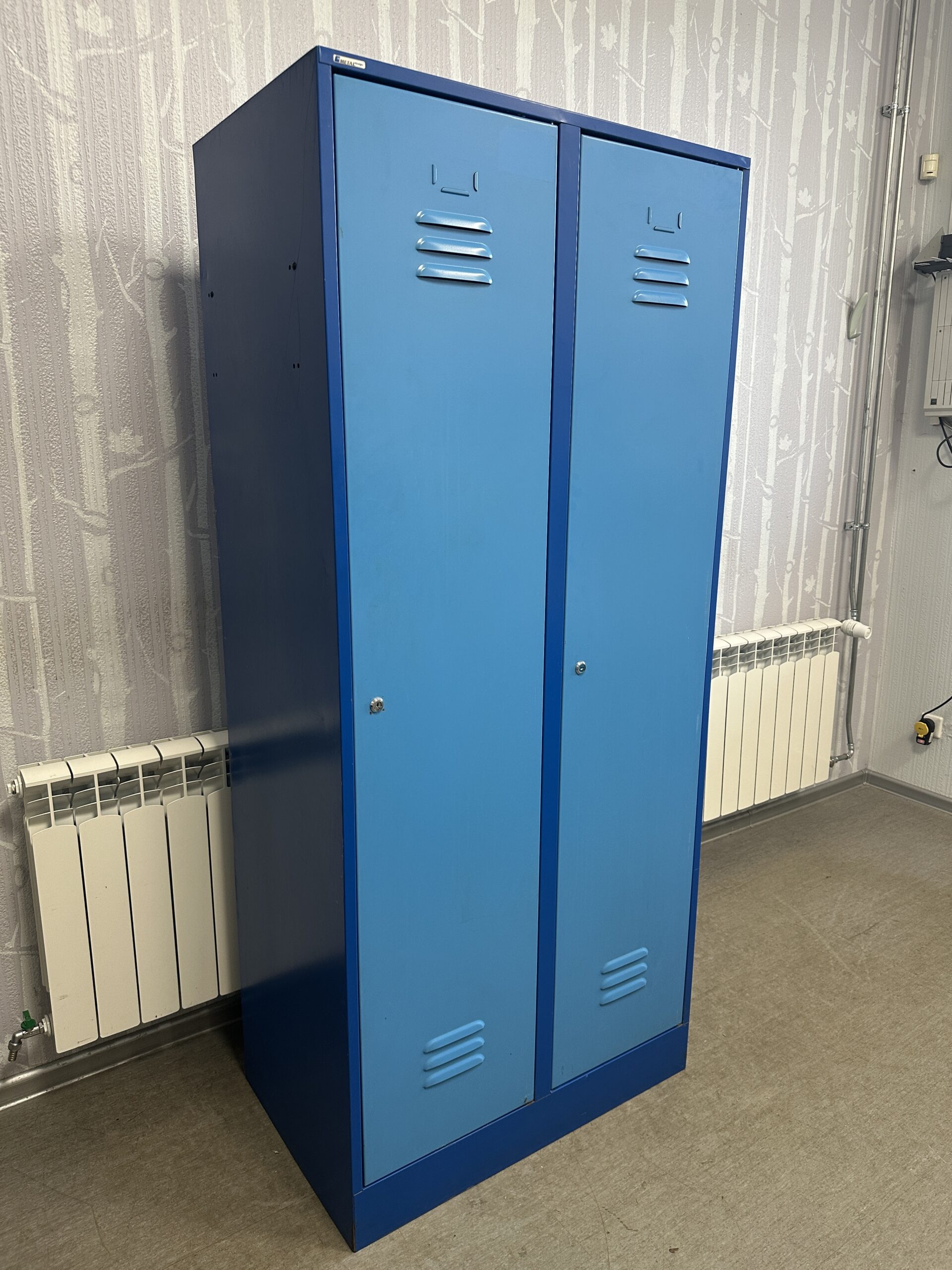 Sinine garderoobikapp/metall riidekapp 2 uksega 80x50x180cm - Pilt 2