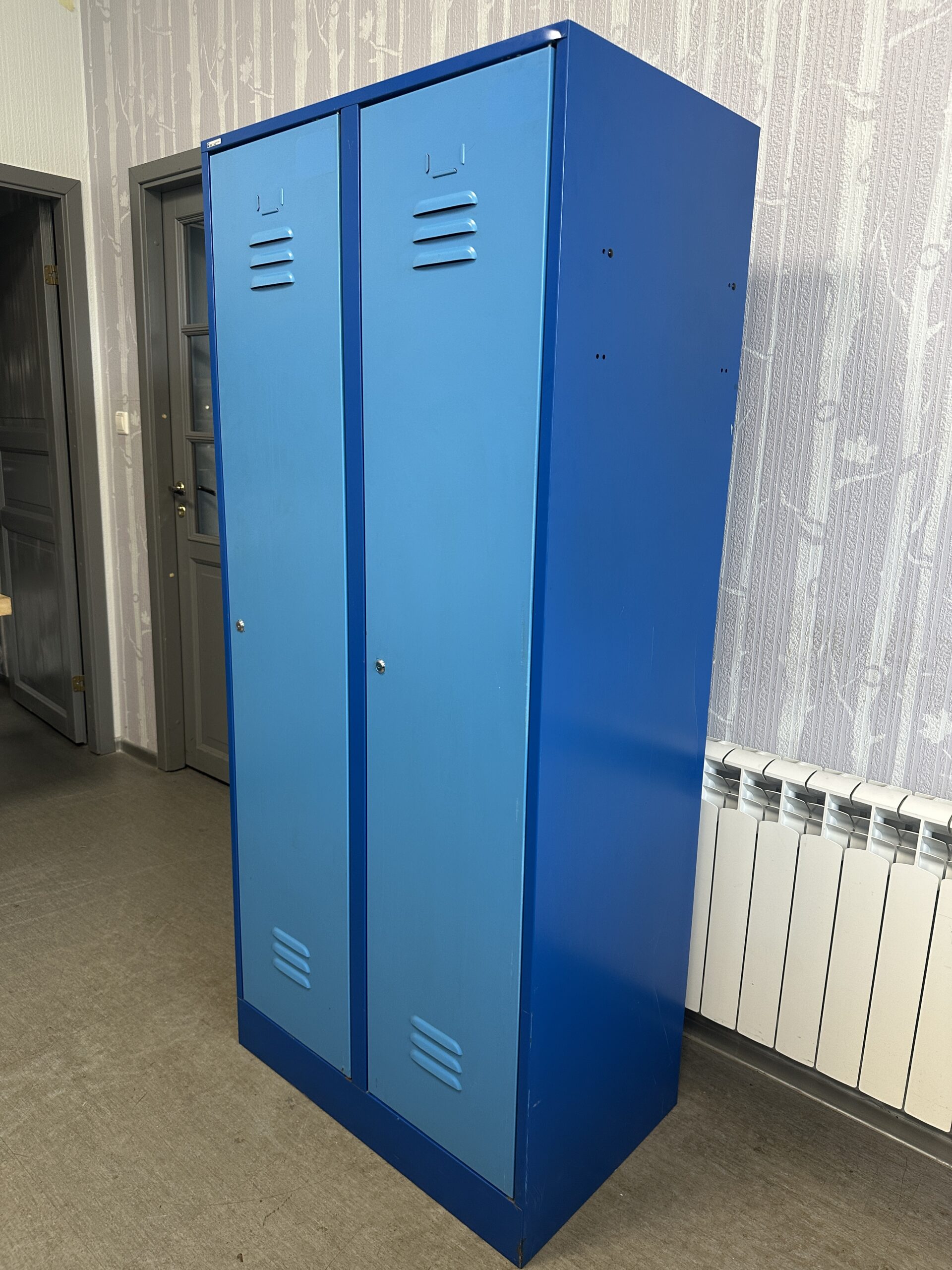 Sinine garderoobikapp/metall riidekapp 2 uksega 80x50x180cm - Pilt 3