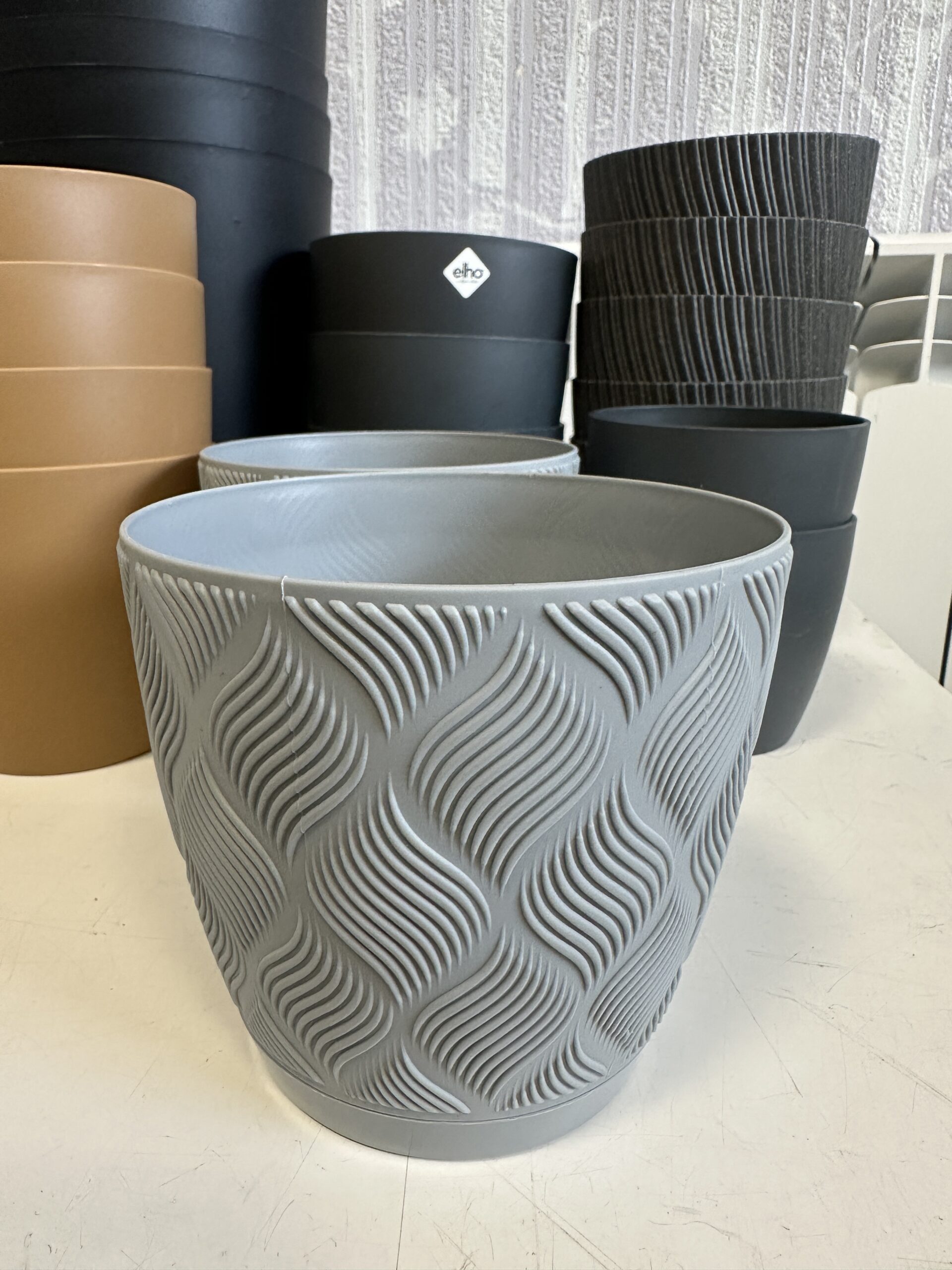 Plastikust lillepotid/ümbrispotid komplekt - Pilt 4