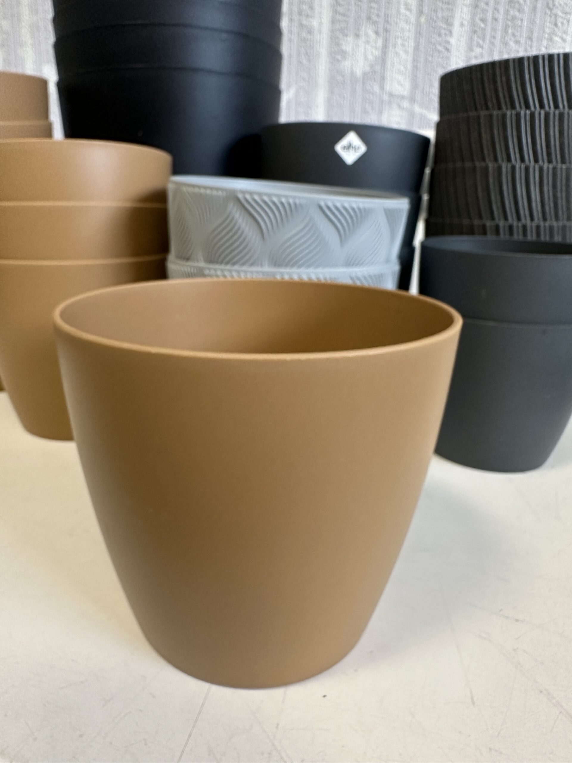 Plastikust lillepotid/ümbrispotid komplekt - Pilt 5