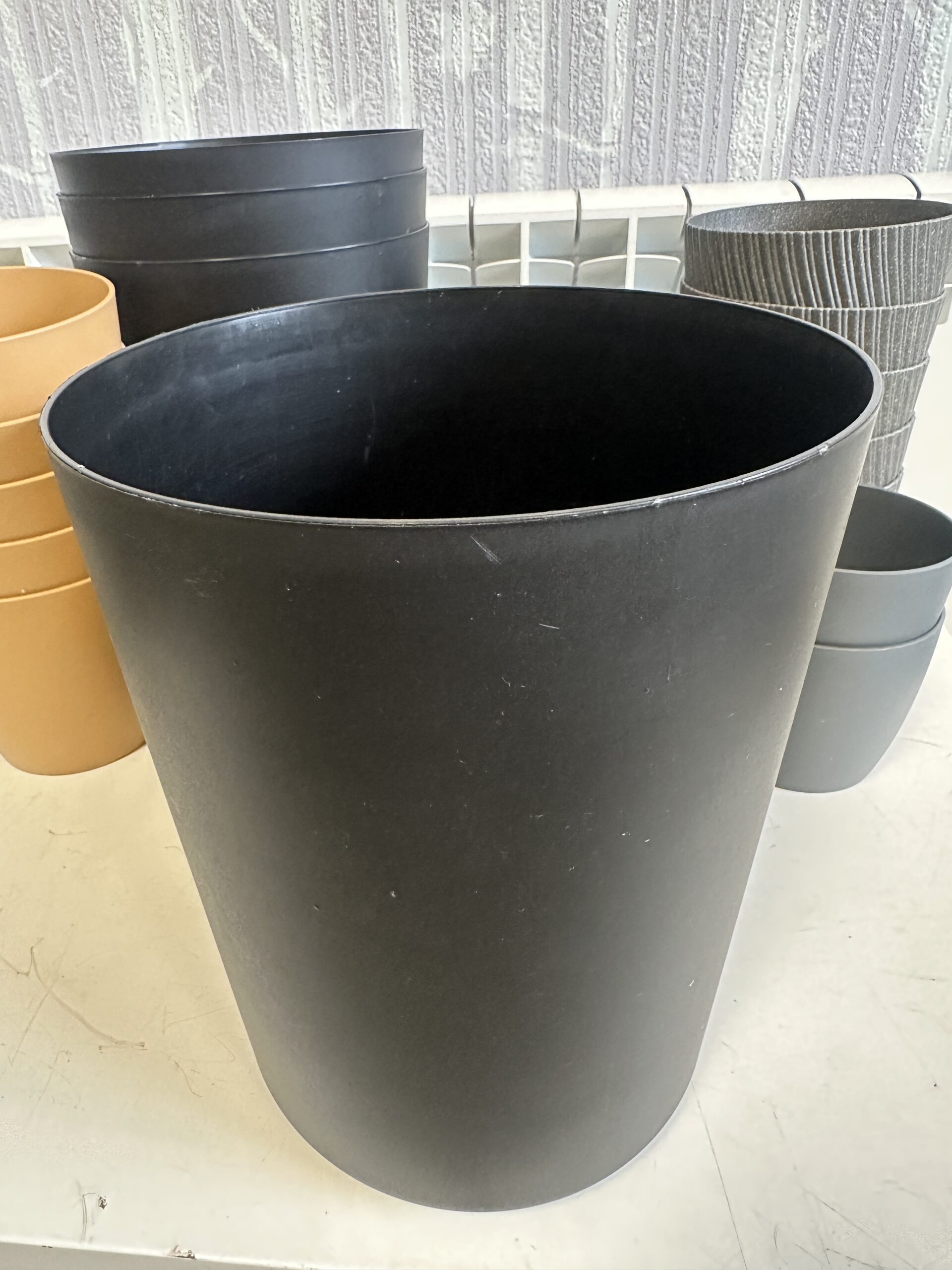 Plastikust lillepotid/ümbrispotid komplekt - Pilt 9