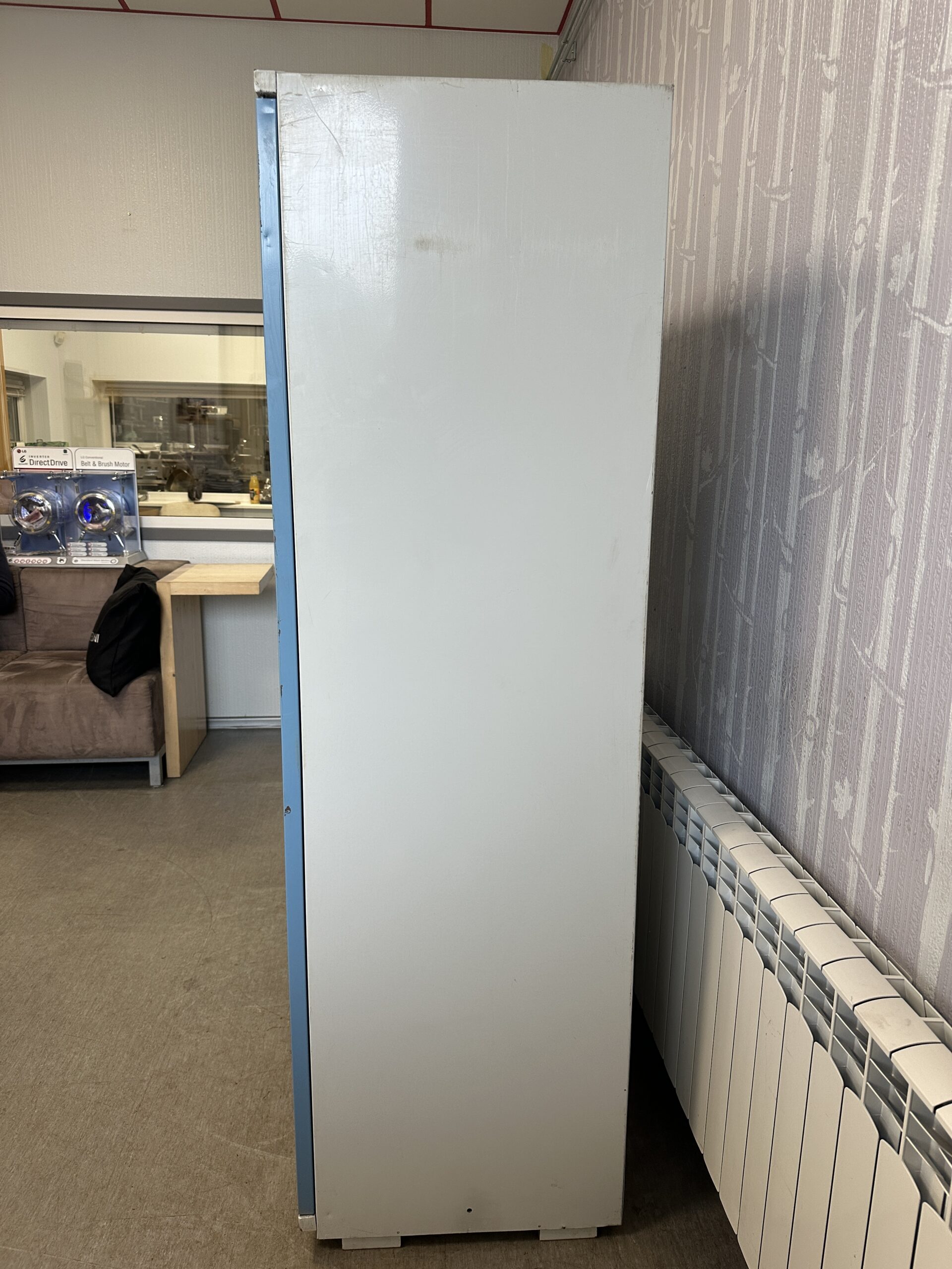 Helesinine garderoobikapp/metall riidekapp 4 uksega 119x55x178cm - Pilt 8